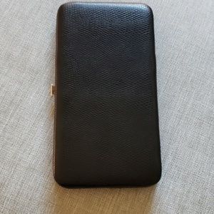 Clutch wallet black
